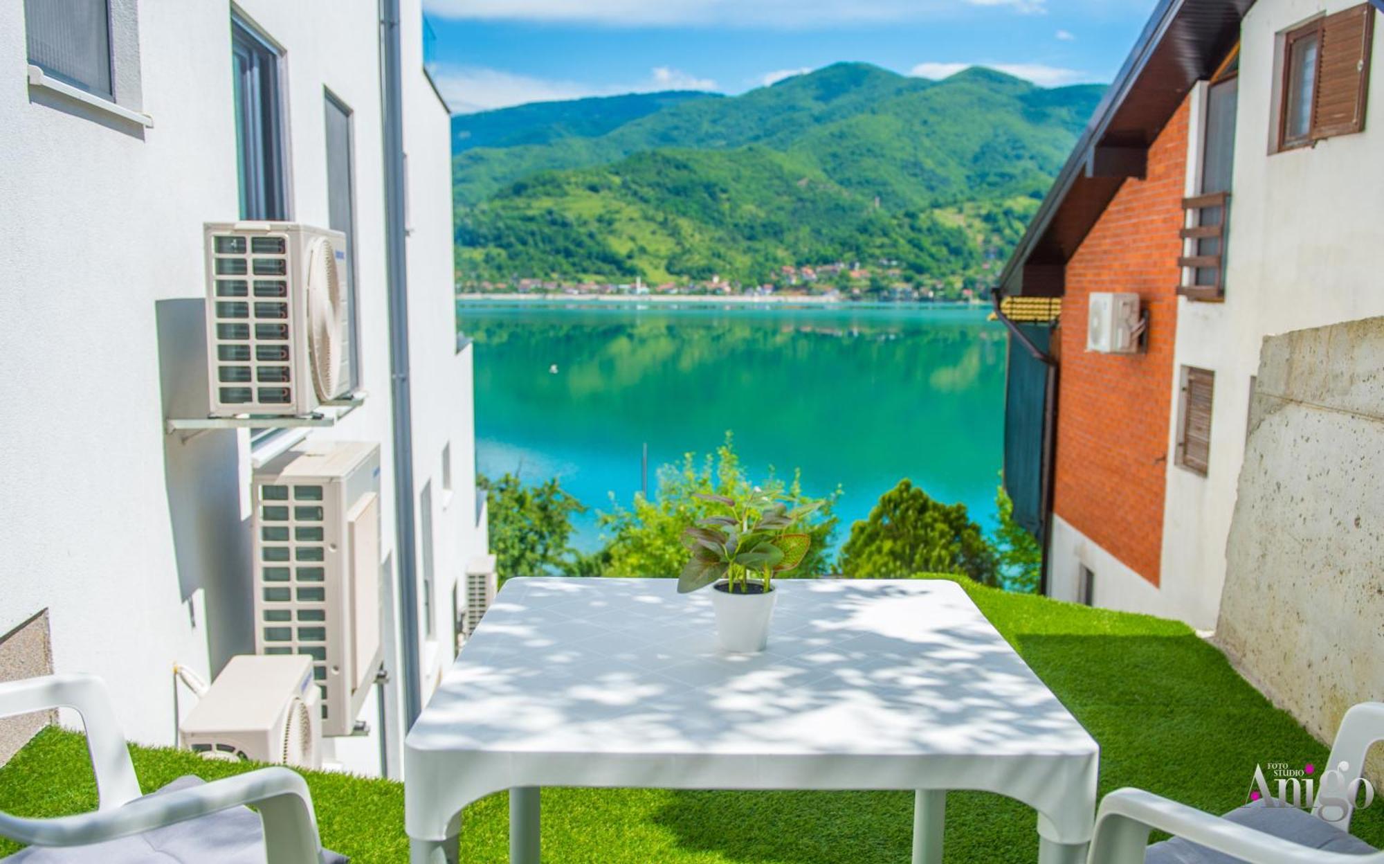 Royal Terrace Apartments Konjic Kültér fotó